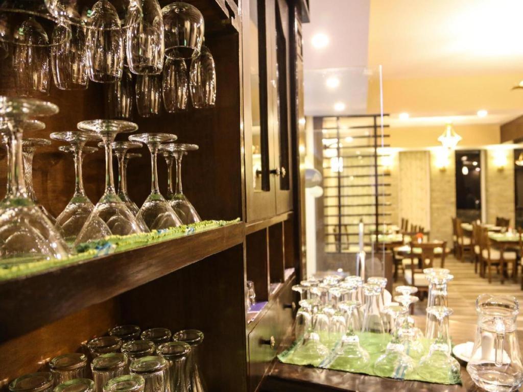 Da Yatra Courtyard Hotel & Resort Pokhara Dış mekan fotoğraf