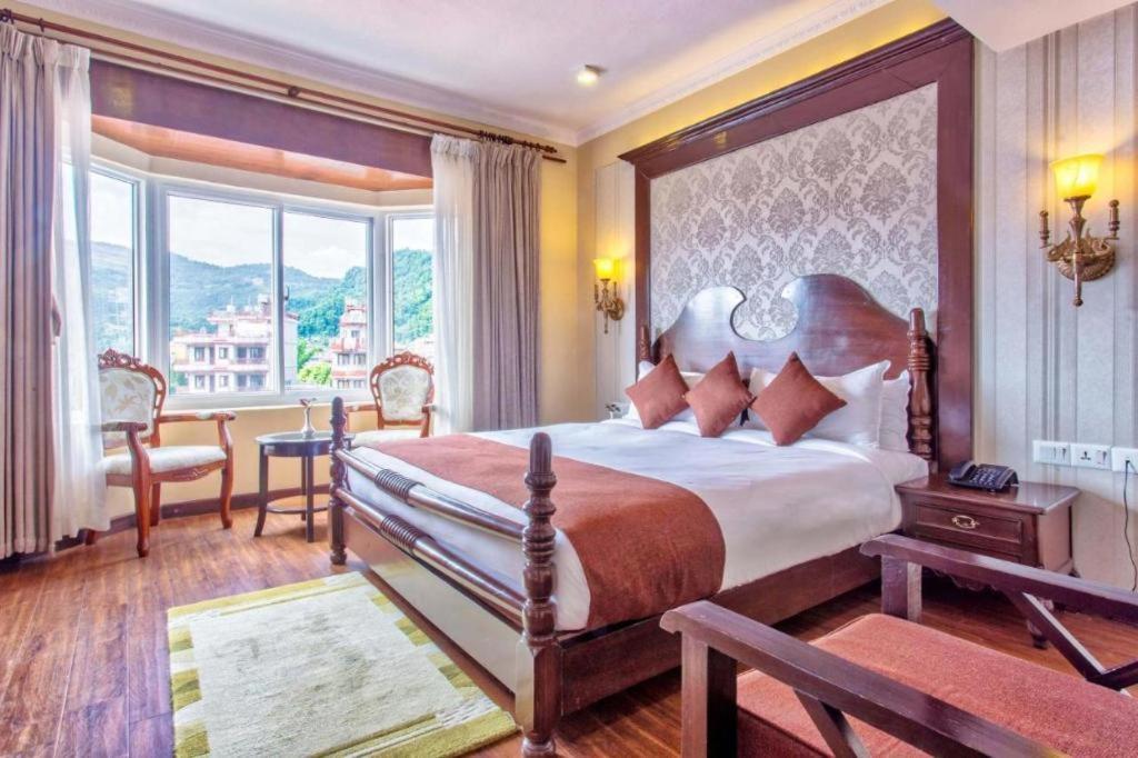 Da Yatra Courtyard Hotel & Resort Pokhara Dış mekan fotoğraf