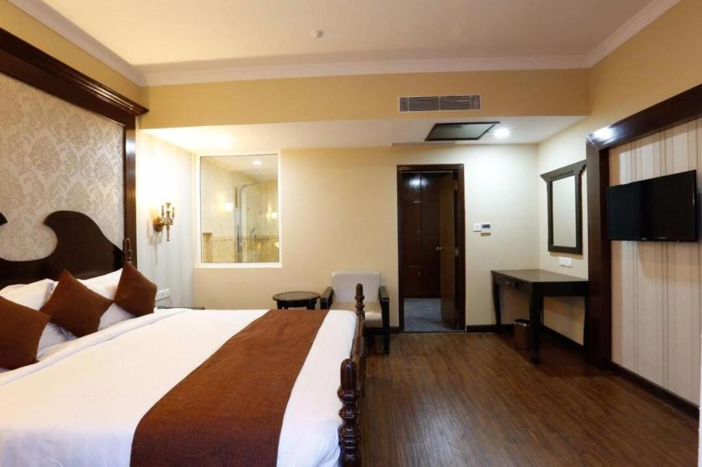 Da Yatra Courtyard Hotel & Resort Pokhara Dış mekan fotoğraf