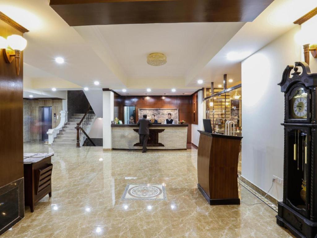 Da Yatra Courtyard Hotel & Resort Pokhara Dış mekan fotoğraf